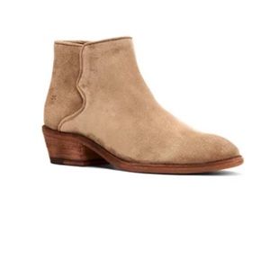 Frye Carson distressed piping bootie